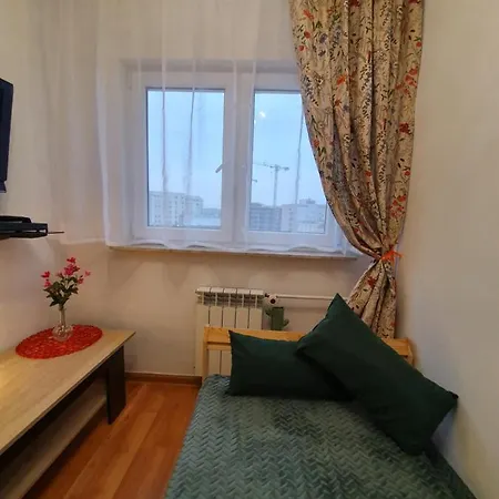 Apartament 4 Solidarnosci Warszawa